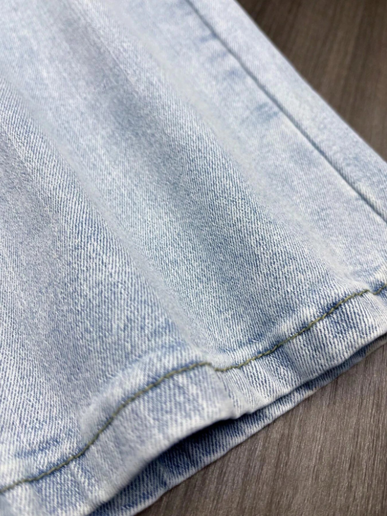 New Women's Light Blue Washed Straight Leg Jeans with Zipper Fly and Pockets