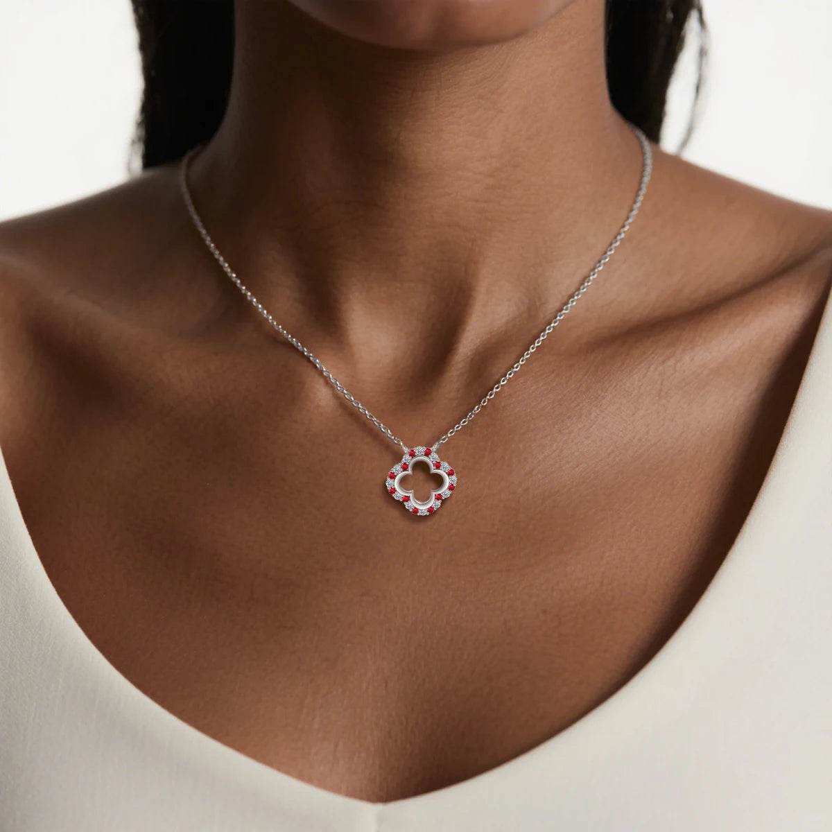 Four Leaf Clover Moissanite Diamond Pendant Necklace Gift